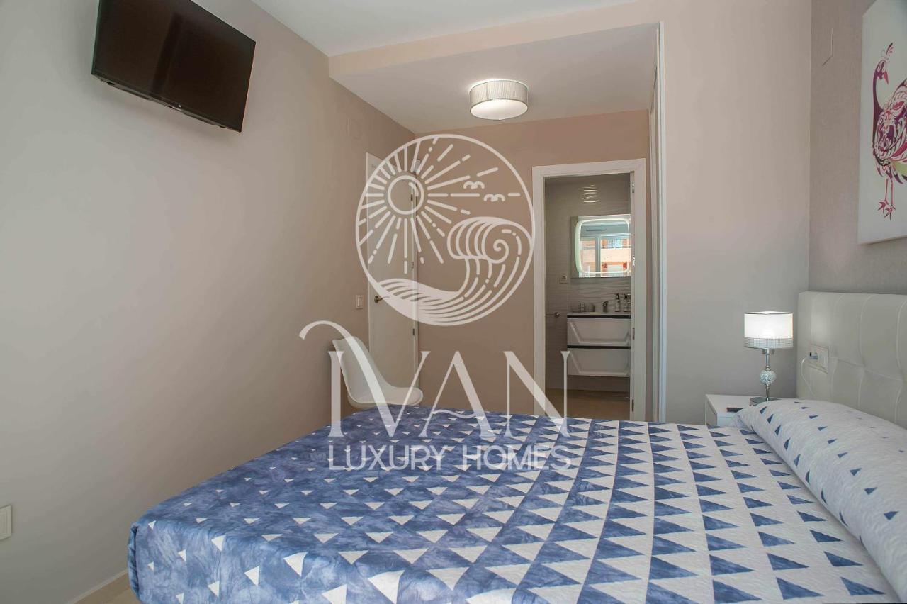 Casa Munteanu - Ivan Luxury Homes - 6ª Planta - Esquinazo -1ª Linea de Playa Oropesa del Mar Exterior foto